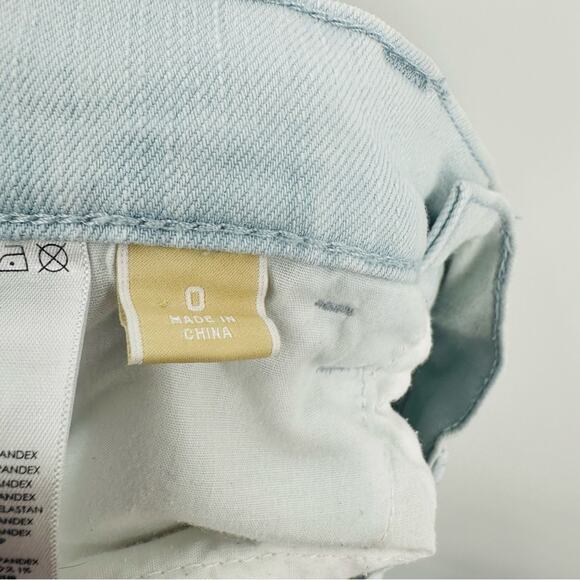 Michael Kors | Light Wash Low Waist Flare Jeans Size 0 - Picture 7 of 7